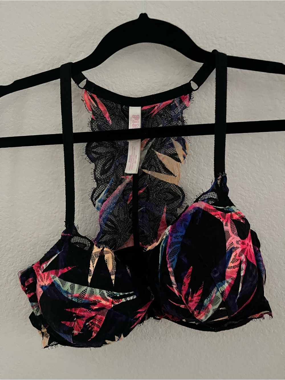 PINK Victoria's Secret Black Floral Lace-Back Underwire Bra Front hook
